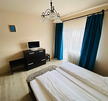 Cazare Cristian Brasov | Vila Old Cars Cristian | Cazare la munte | Pensiuni Brasov | Cazare Brasov