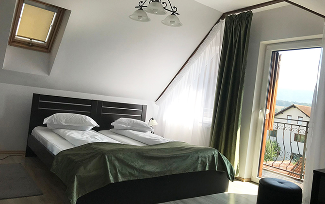 Cazare Cristian Brasov | Vila Old Cars Cristian | Cazare la munte | Pensiuni Brasov | Cazare Brasov